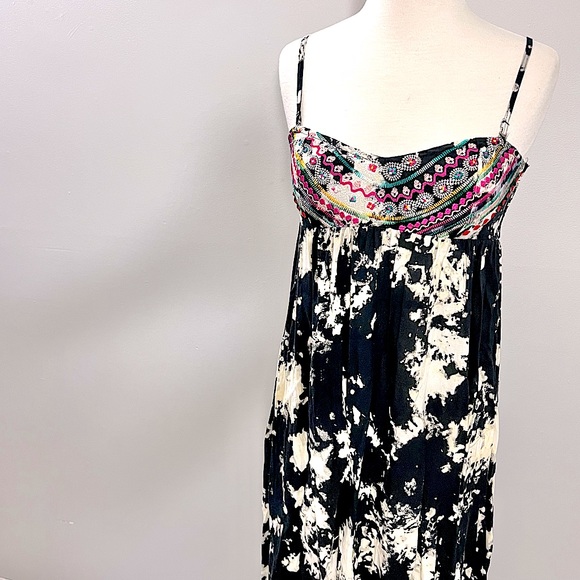 Billabong Smocked Embroidered top Maxi Dress - Picture 4 of 16
